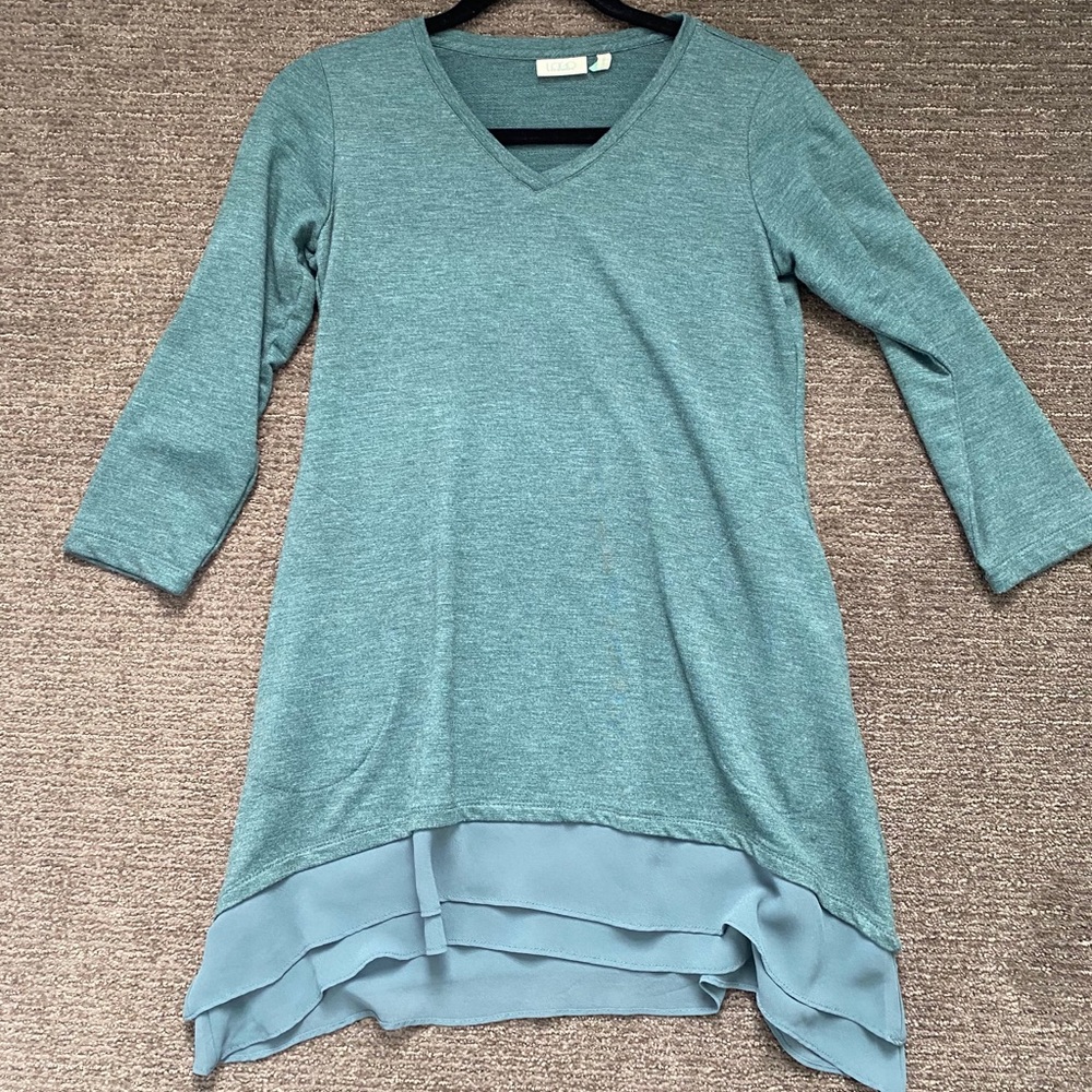 LOGO by Lori Goldstein asymmetrical hem top